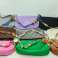 Dames handtassen uit Turkije voor groothandel met een breed scala aan modellen en kleuren. foto 2