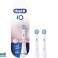 Oral-B iO Gentle cleaning of 2 push-on brushes image 1