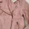050019 Tom Tailor Jacke für Frauen. Ein Modell in rosa Tönen Bild 1