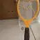 Elektrisk Fly Swatter-High Voltage Handhållen Mosquito Killer, Insektsfälla Racket för inomhus, resor, camping och utomhuskontroll (2 AA-batterier ingår) bild 3