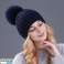 Chapeau d’hiver essentiel élégant et chaud tricoté pour femmes avec variation blanche de Pom Pom photo 2