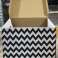 497 Stk. Pressel Kartons ZigZag-Motiv 390x330x290mm, Archivboxen, Lagerboxen, Kartonschachteln, Aufbewahrung Bild 1