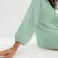 2,30 € – Blusas femininas em stock desde 300 pcs, categoria A, tamanhos 38–56, primavera/verão, de catálogos alemães, disponíveis em todo o mundo foto 3