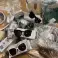 3 € per piece – New accessories in the lot: sunglasses, belts, bags, hats and more, all new and in stock, available from 50 pieces image 2