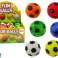 Kleiner weicher Schaumstoffball Fußball 5,5 cm Bild 1