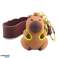 Nøglering Capybara figur med gul rygsæk vedhæng karabinhage cirkel billede 2