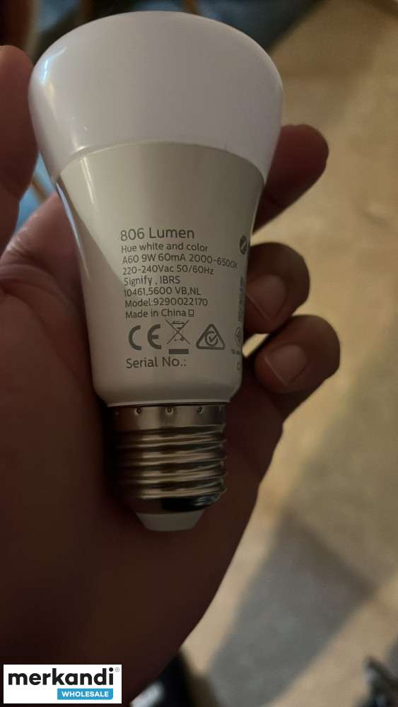 Philips Hue White & Color Ambiance E27 Lampada LED da 806 lm, dimmerabile,  fino a 16 milioni di colori, controllabile tramite app, compatibile con   Alexa (Echo - Germania, Nuova - Piattaforma