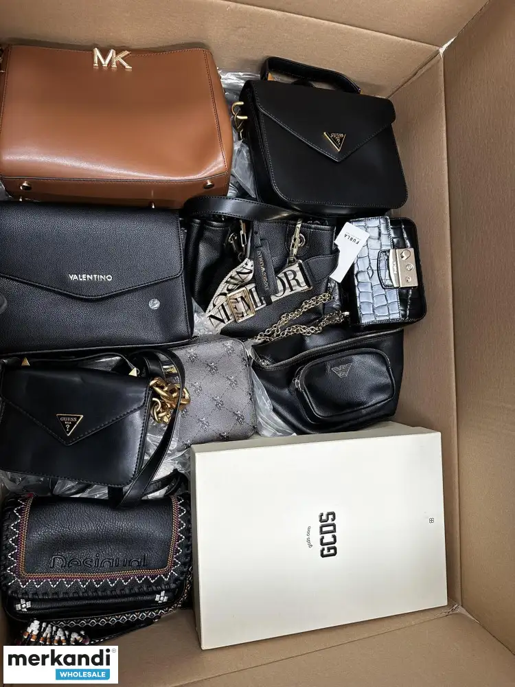 MICHAEL KORS Flat Crossbody Bag Mens Leather Black Shoulder Slim Bags BNWT  R£209 | eBay